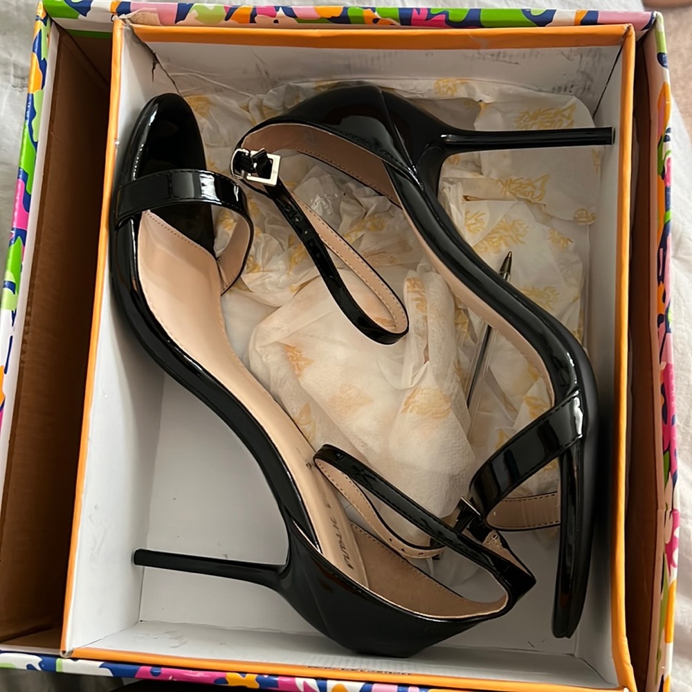 Black rule heels size 9